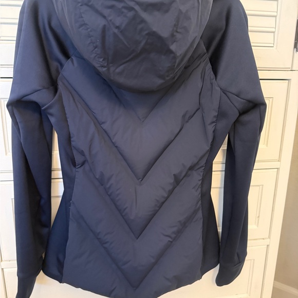 Navy Athleta Inlet Hybrid Puffer Jacket EUC - Picture 4 of 6